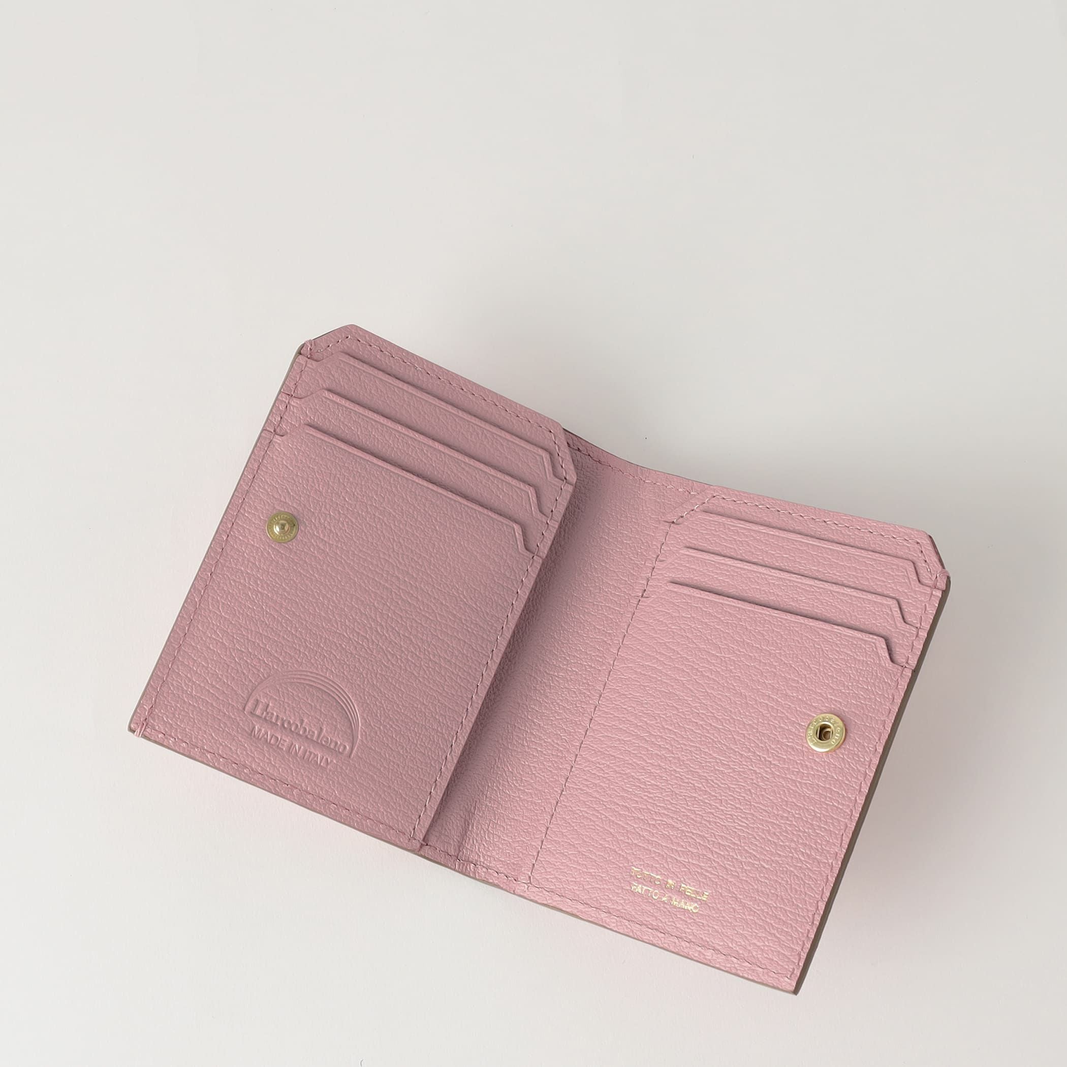 美品ラルコバレーノ　翁安芸さんコラボ　スマートカードウォレットpeonypink 美品ラルコバレーノ 翁安芸さんコラボ スマートカードウォレット